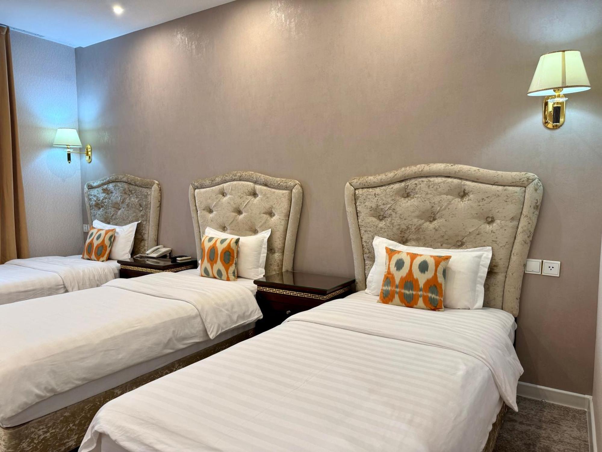 Emirhan Hotel Samarkand Exterior photo