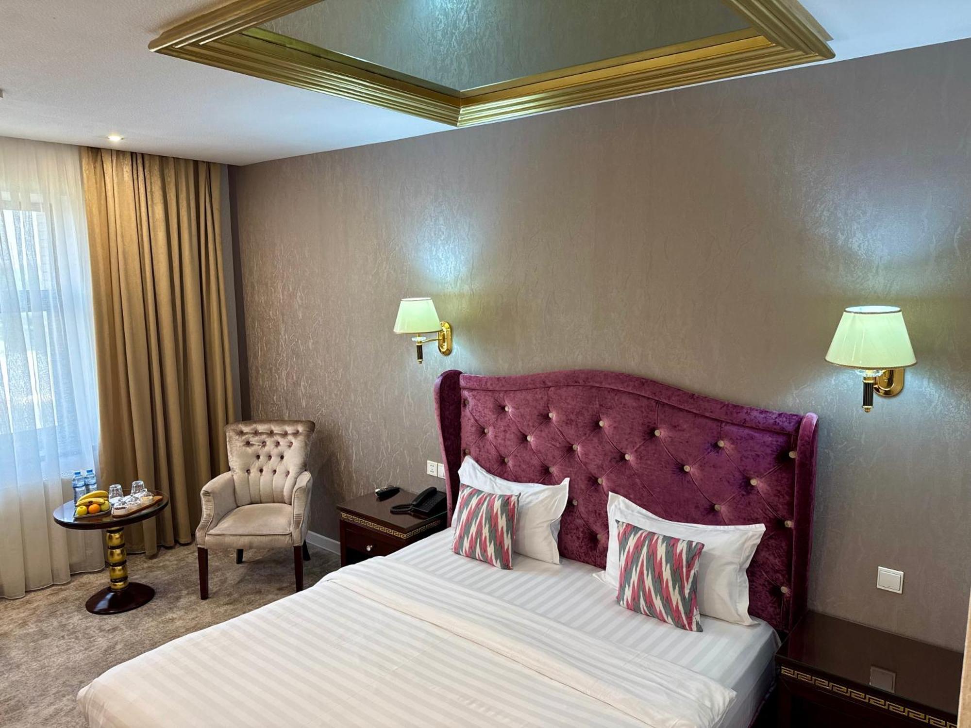 Emirhan Hotel Samarkand Exterior photo
